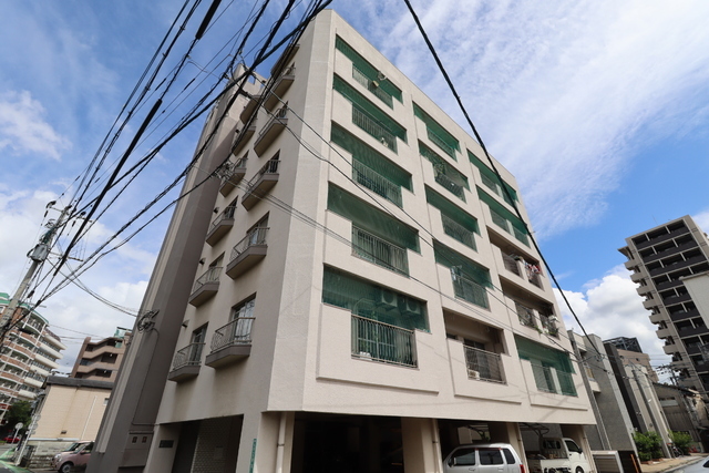 エバーライフ東公園の建物外観