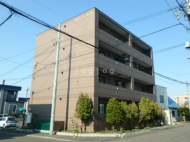 札幌市西区発寒七条のマンションの建物外観