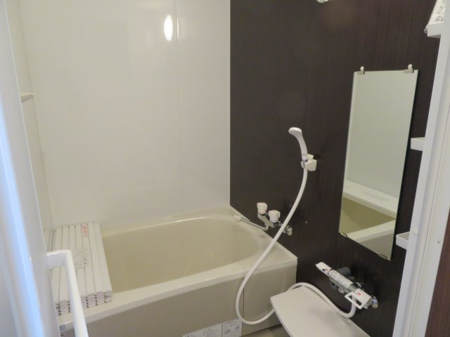 バス・シャワールーム　日々の疲れを癒すお風呂付です