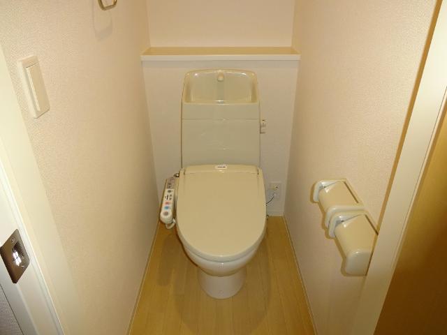 トイレ　シャワー付トイレ