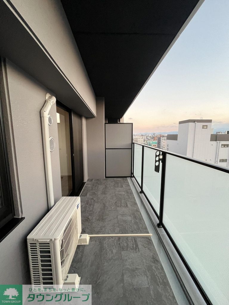 バルコニー　バルコニー