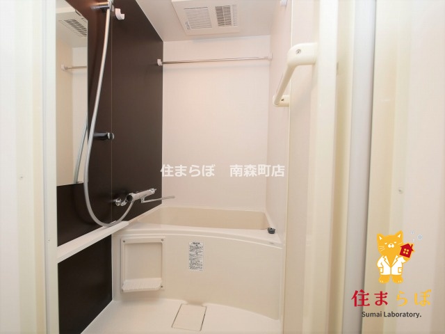 バス・シャワールーム　「見た目じゃなく、心に“しっくりくる”を大切に。」