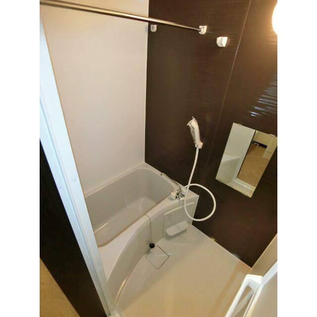 バス・シャワールーム　バストイレ別