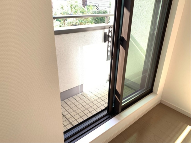 バルコニー　※同仕様写真含む