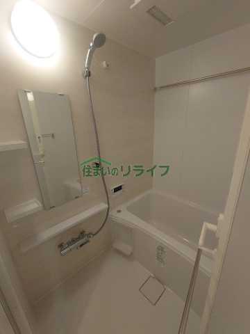 バス・シャワールーム　別部屋の参考写真です。