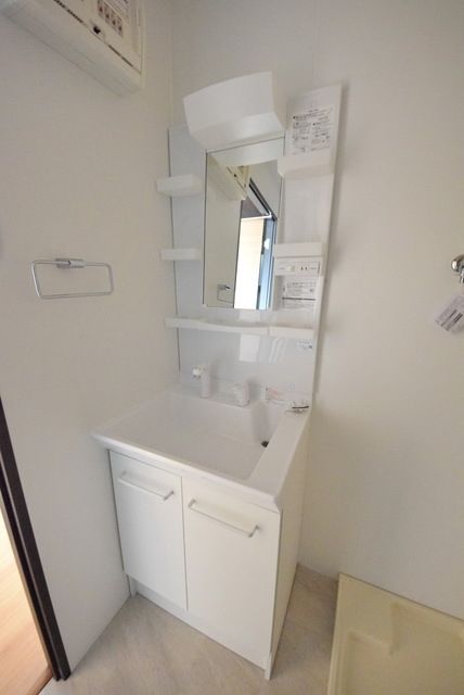 洗面設備　※別号室参考写真です