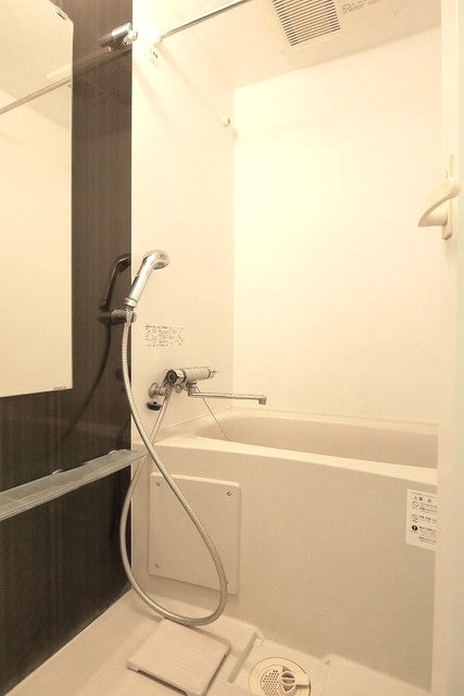 バス・シャワールーム　風呂