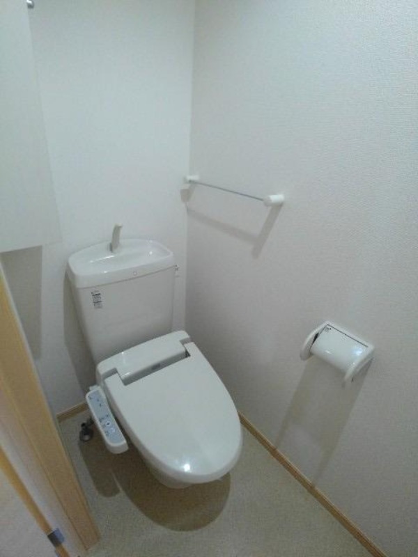 トイレ　図面と現状に相違がある場合には現状を優先