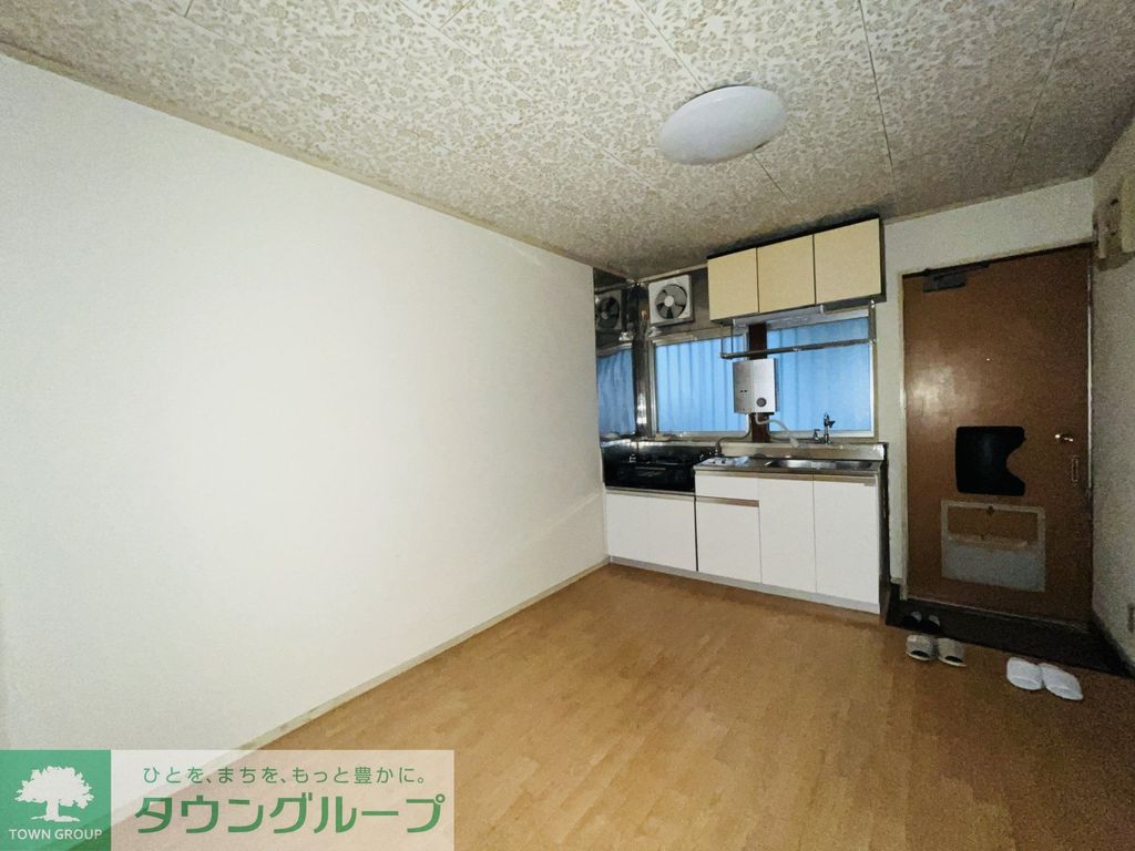 キッチン　エントランス