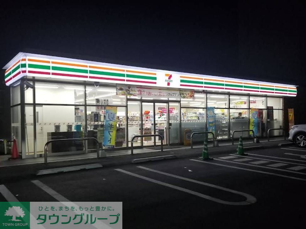 コンビニ　セブンイレブン熊谷筑波店（コンビニ）まで530m