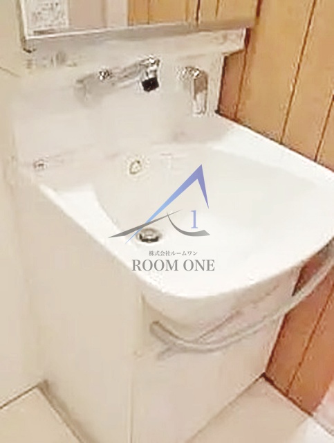 洗面設備　洗面台です。