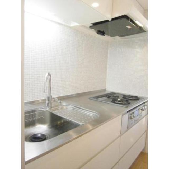 キッチン　※写真は同タイプ住戸です。