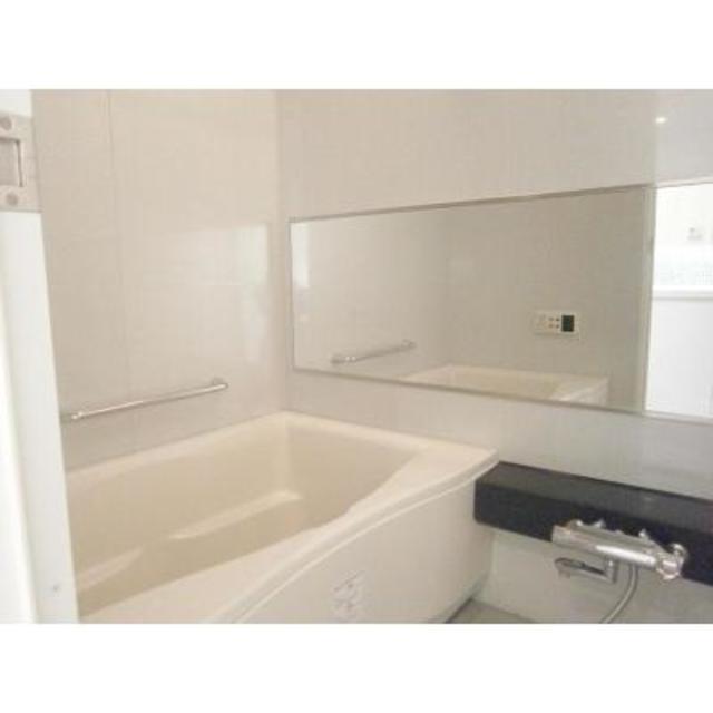 バス・シャワールーム　※写真は同タイプ住戸です。