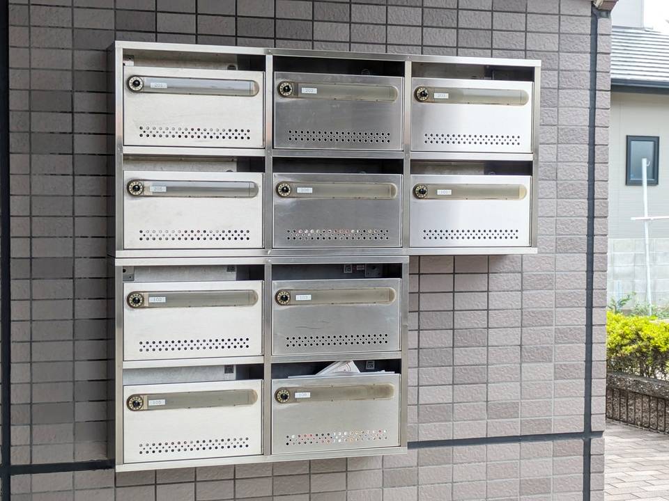 エントランス　メールBOX