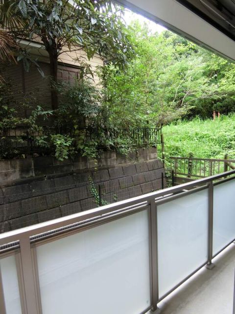 バルコニー