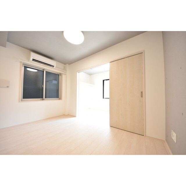 その他部屋・スペース　明るい色調の室内です