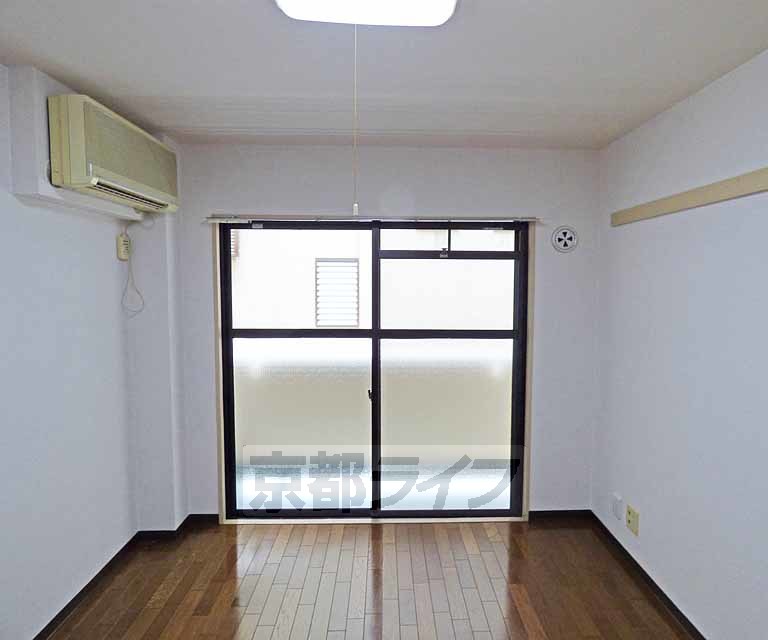 居室・リビング　綺麗なキッチンです。