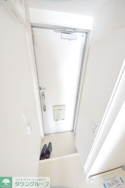 玄関　お問合せはタウンハウジングまで！※現地待合わせ相談可能