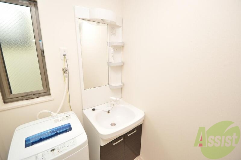 洗面設備　洗濯機付！独立洗面です