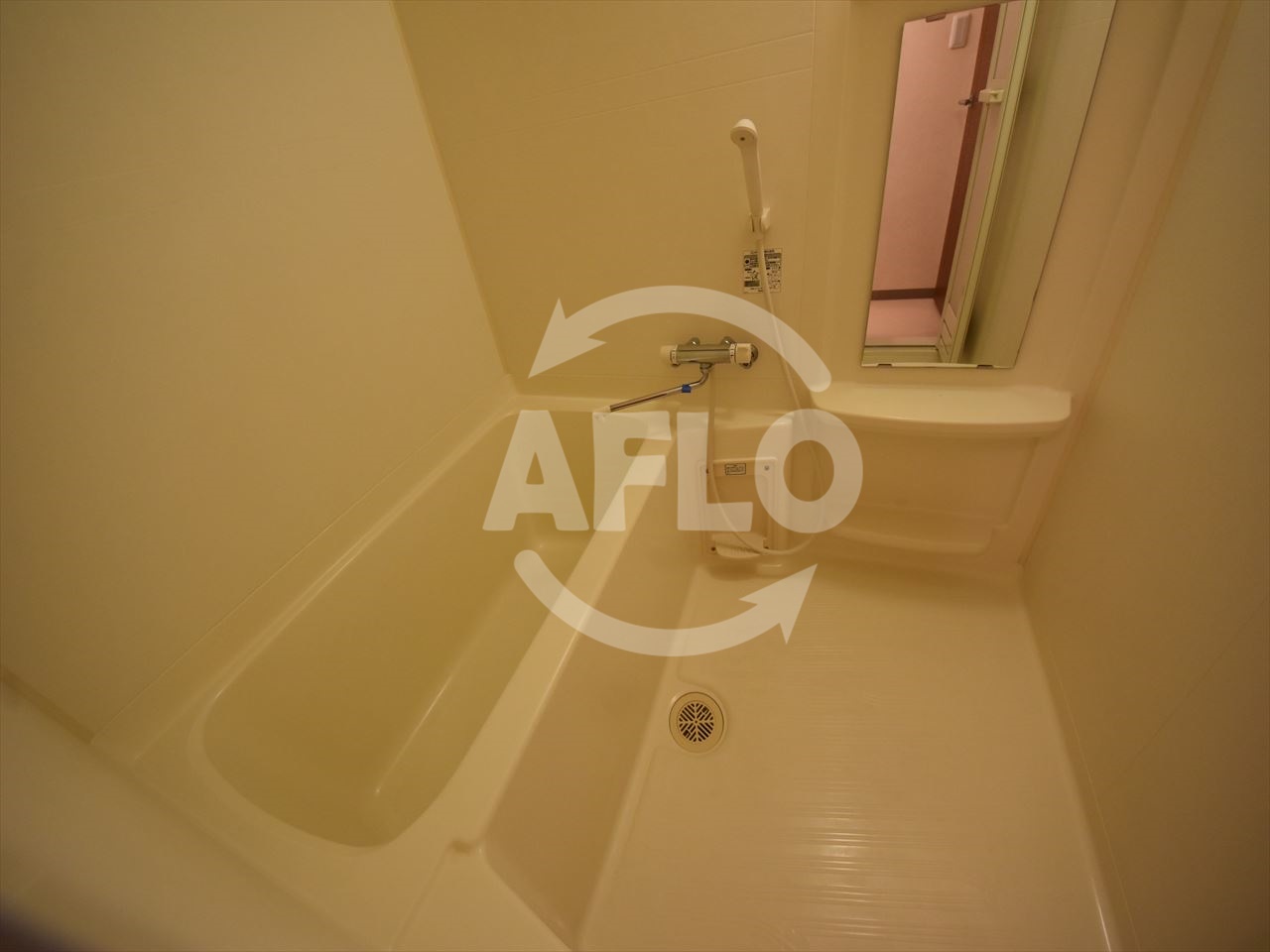 バス・シャワールーム　レジデンス釣鐘　浴室