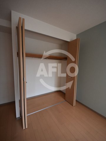 収納　レジデンス釣鐘　クローゼット