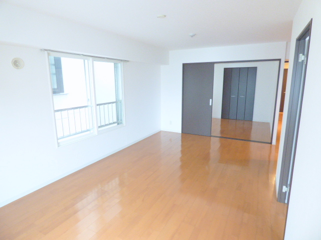 居室・リビング　リビングです☆