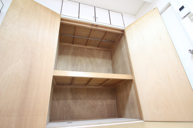 収納　※他のお部屋の参考写真です