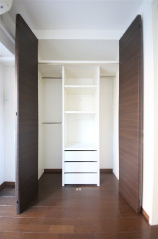 収納　松ヶ枝町プライマリーワン