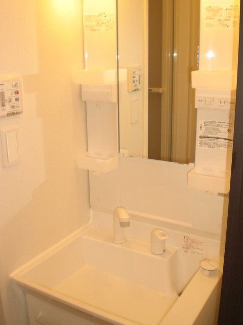 洗面設備　独立洗面台