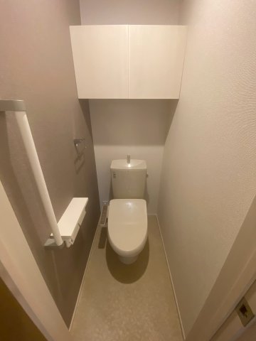 トイレ　※同タイプの写真となります。