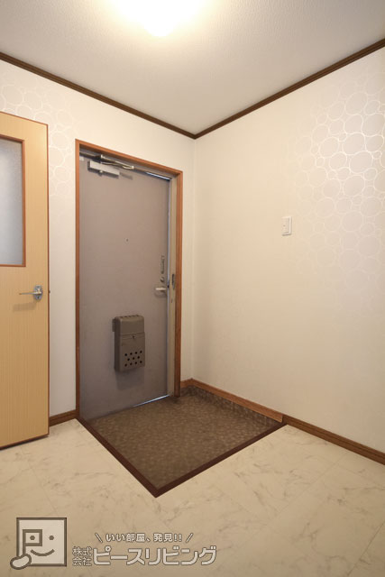 玄関　コーポ藤田