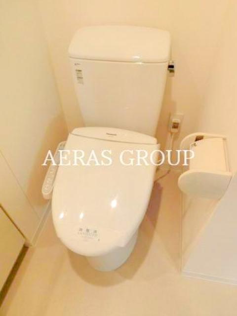 トイレ　温水洗浄便座