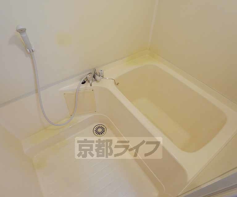 バス・シャワールーム　親子で入れます！