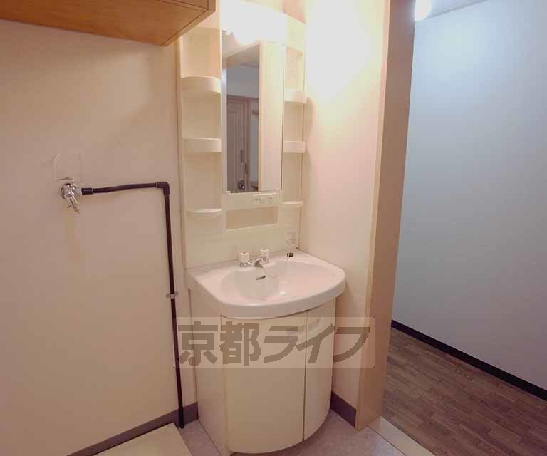 洗面設備　もちろん独立洗面台！