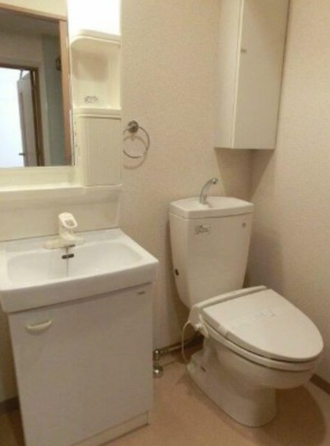 洗面設備　同仕様