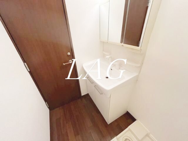 洗面設備　洗面台です。