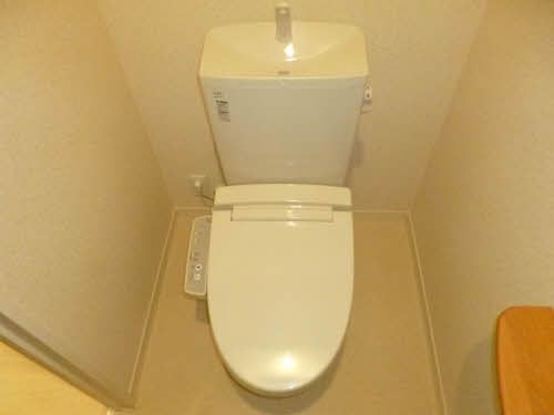 トイレ　暖房洗浄便座♪