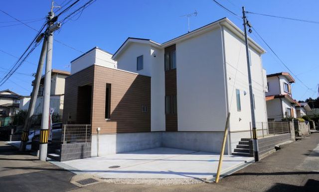 建物外観　２０２３年３月撮影