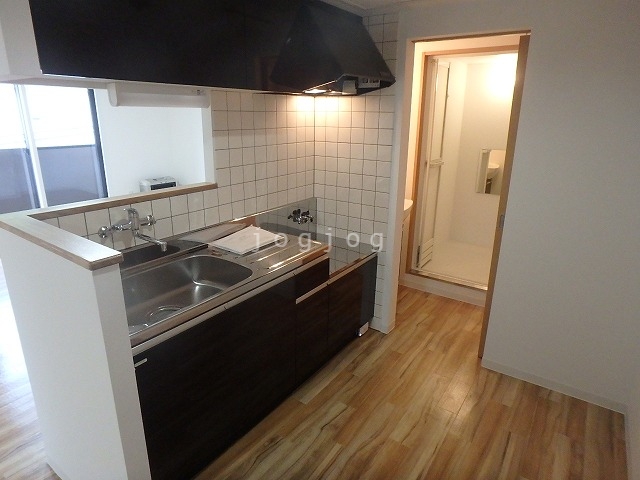 キッチン　対面キッチン。