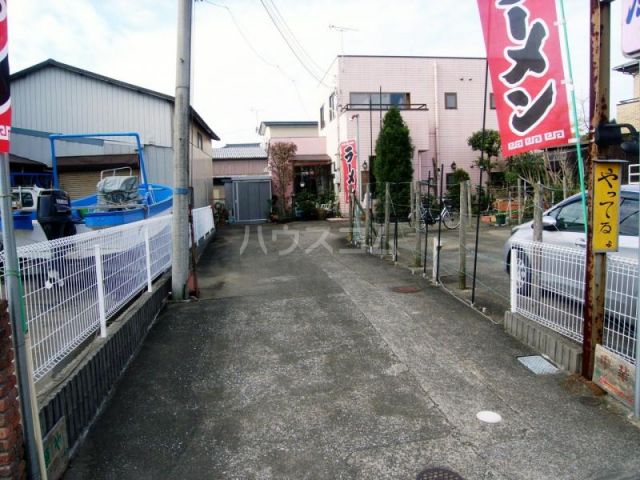 飲食店　華泉餐廳（飲食店）まで1926m