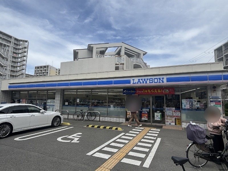 コンビニ　ローソン城東古市二丁目店（コンビニ）まで598m