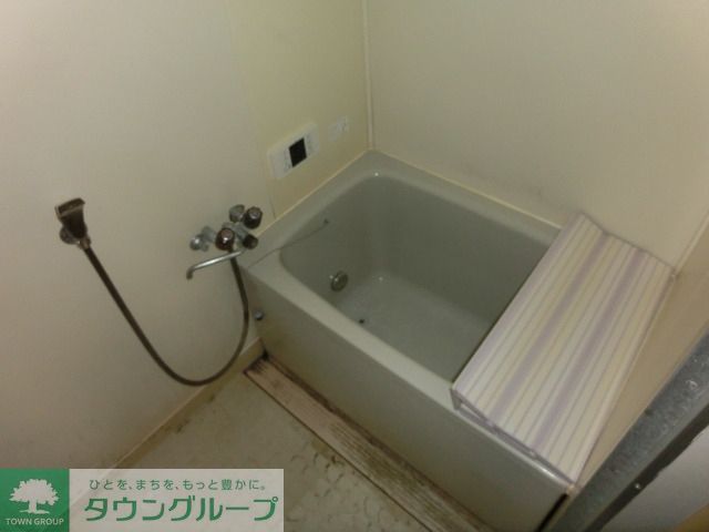 バス・シャワールーム　広めの浴槽