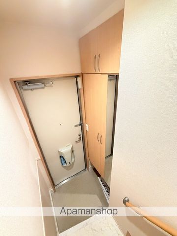 シェルト下川東の玄関写真