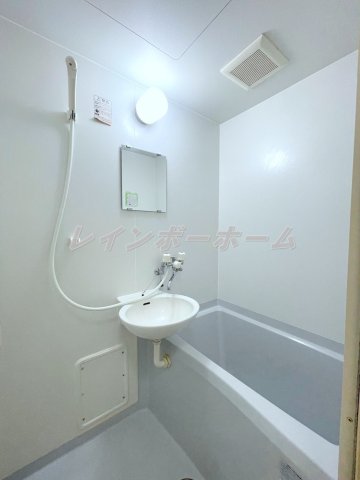 バス・シャワールーム　別部屋。参考写真。