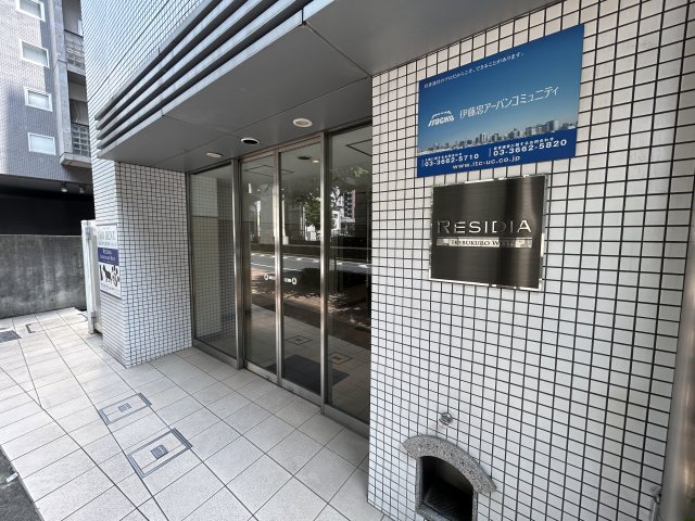 エントランス
