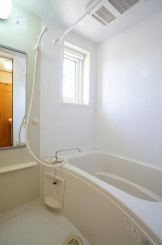 バス・シャワールーム　日々の疲れを癒すお風呂付です