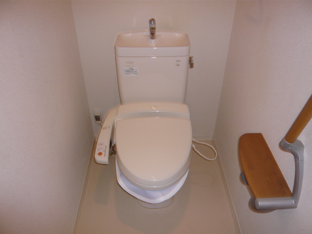 シャーメゾン ボナールのトイレ写真