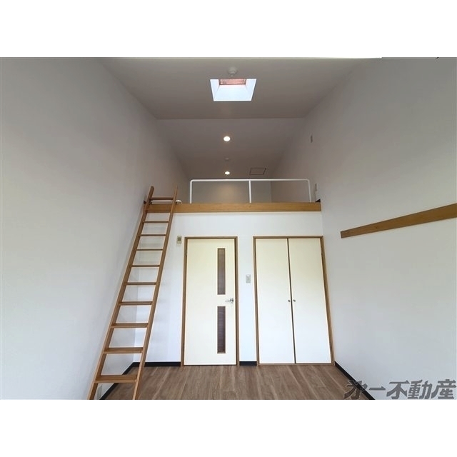 建物外観　洋室・ロフト