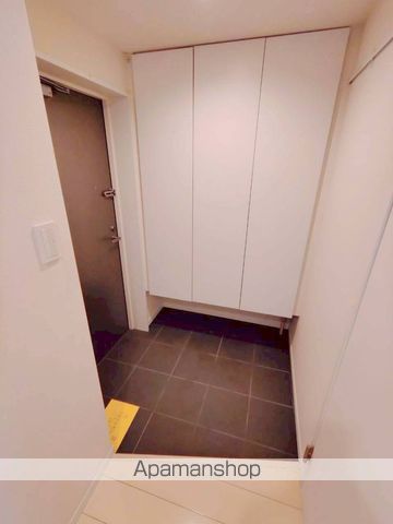 TRH sophiaの玄関写真