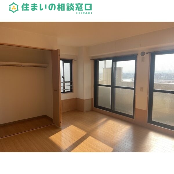 居室・リビング　同型